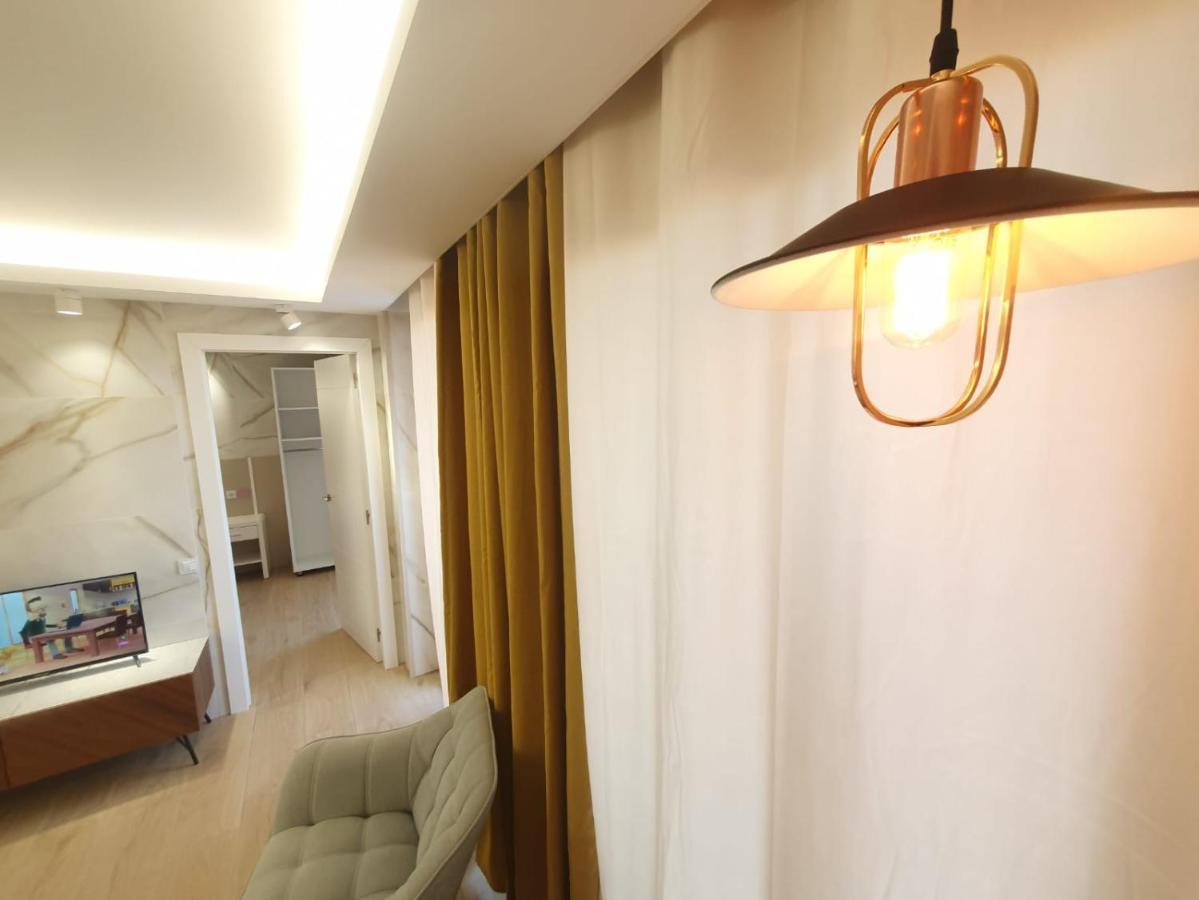 SALOU ,APARTAMENTO CON PISCINA y Wifi Exterior foto