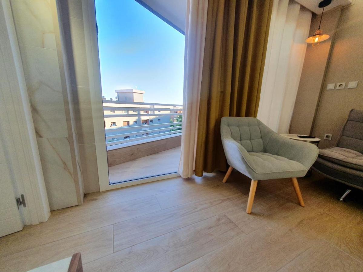SALOU ,APARTAMENTO CON PISCINA y Wifi Exterior foto