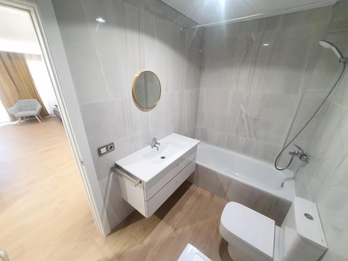 SALOU ,APARTAMENTO CON PISCINA y Wifi Exterior foto
